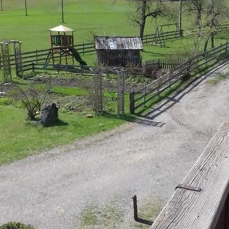 ファームステイ Lissis Bauernhof Appartments