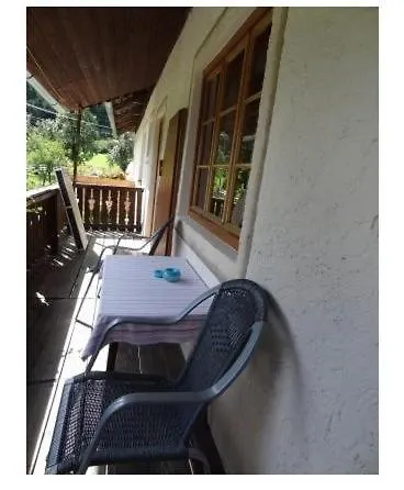 Lissis Bauernhof Appartments Séjour à la ferme Gundersheim